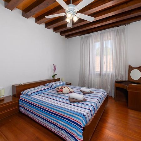 Appartement Giulia House à Venise Extérieur photo