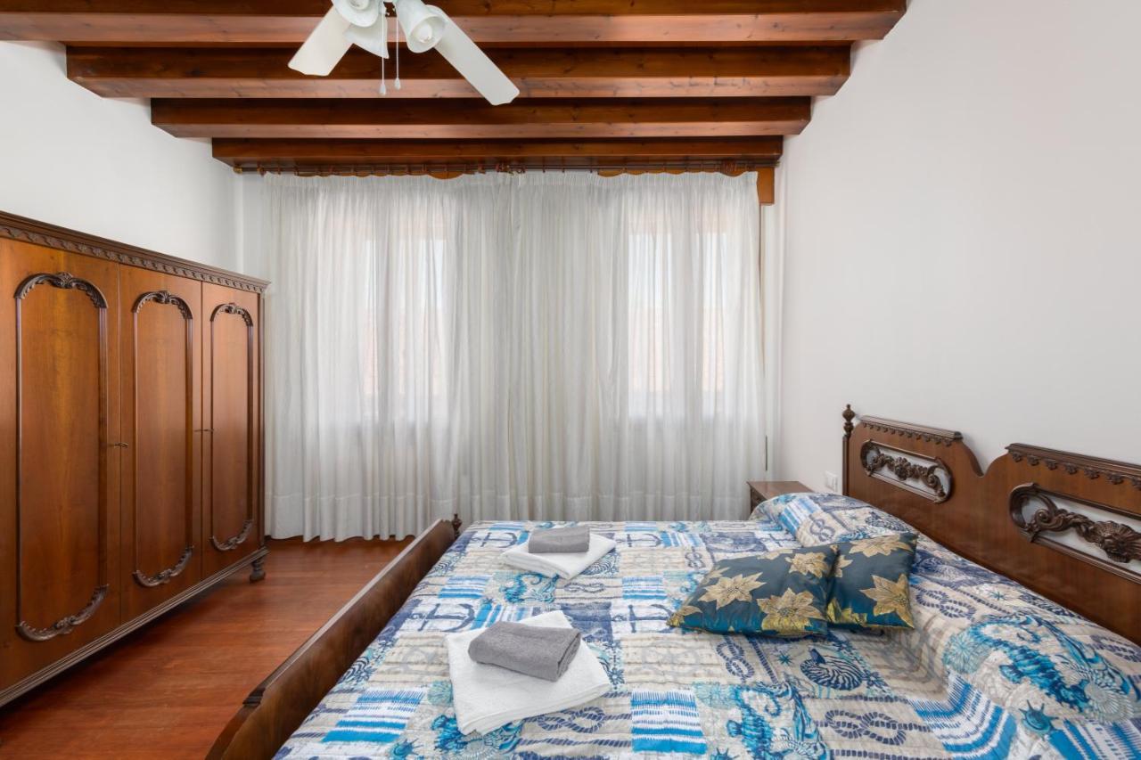 Appartement Giulia House à Venise Extérieur photo