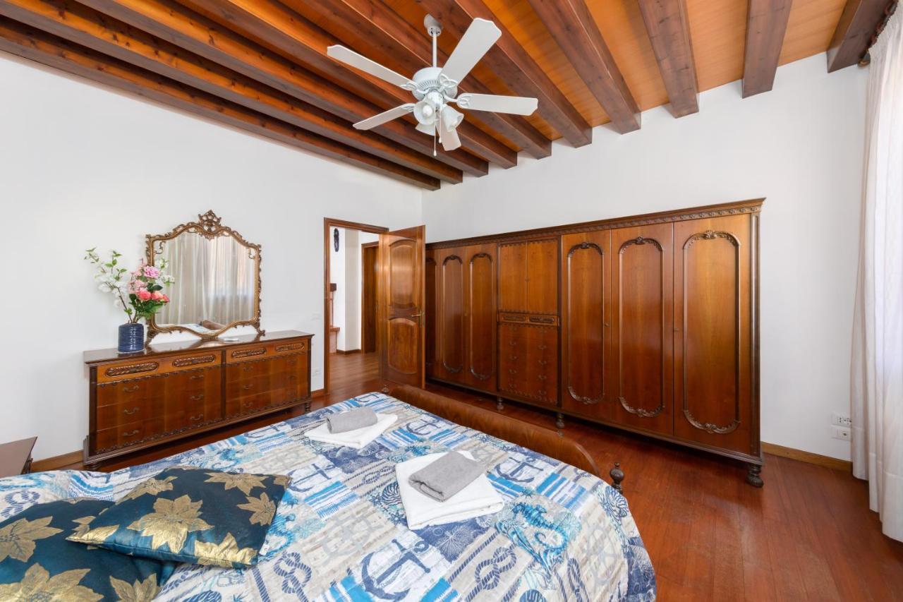 Appartement Giulia House à Venise Extérieur photo
