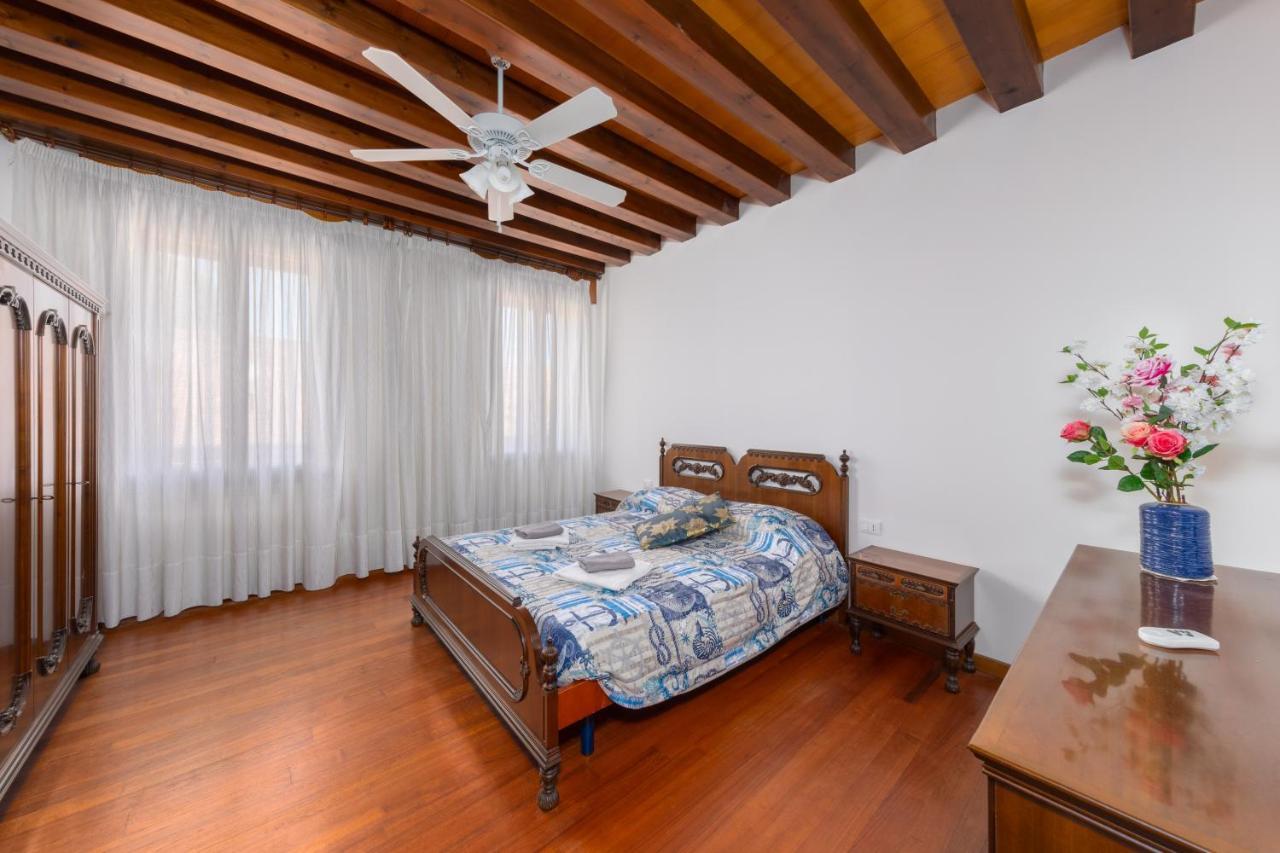 Appartement Giulia House à Venise Extérieur photo