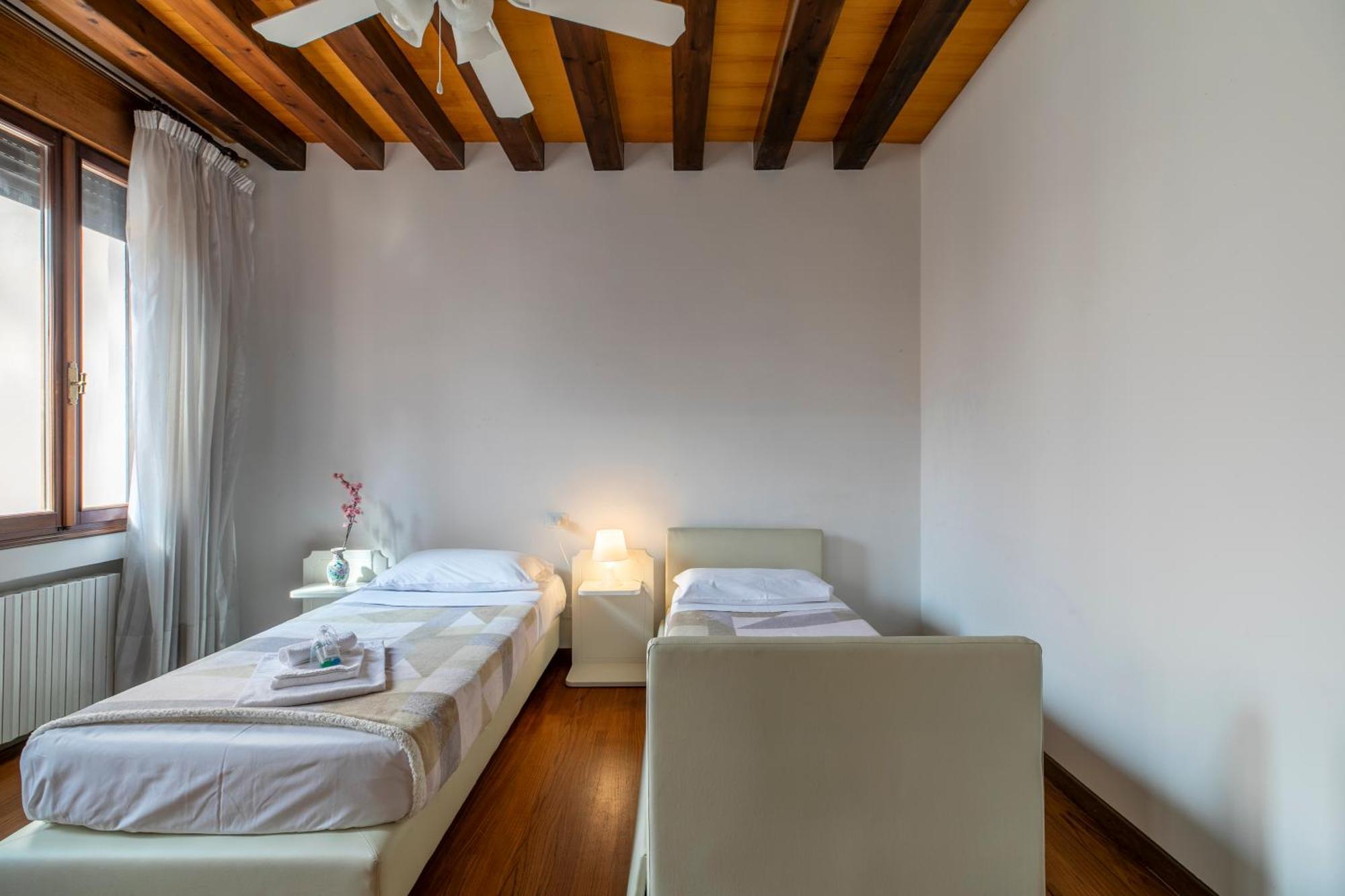 Appartement Giulia House à Venise Extérieur photo
